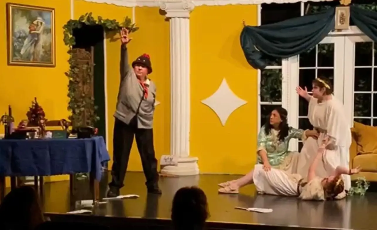 Muradiye Çınar -